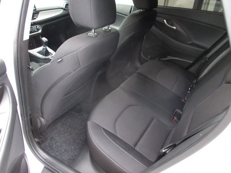 Hyundai i30 cw Trend*Sitzheizung*Navi*Bluetooth*